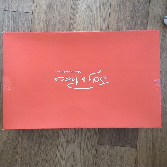 Over the knee boots - Picture 5 of 5